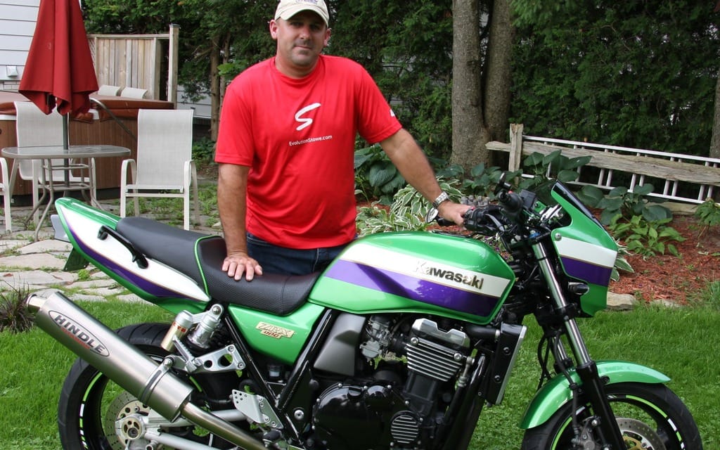 Celebrity Mitt I særdeleshed Man + Machine : Bill Ellery: Kawasaki ZRX-1100 – Cycle Canada