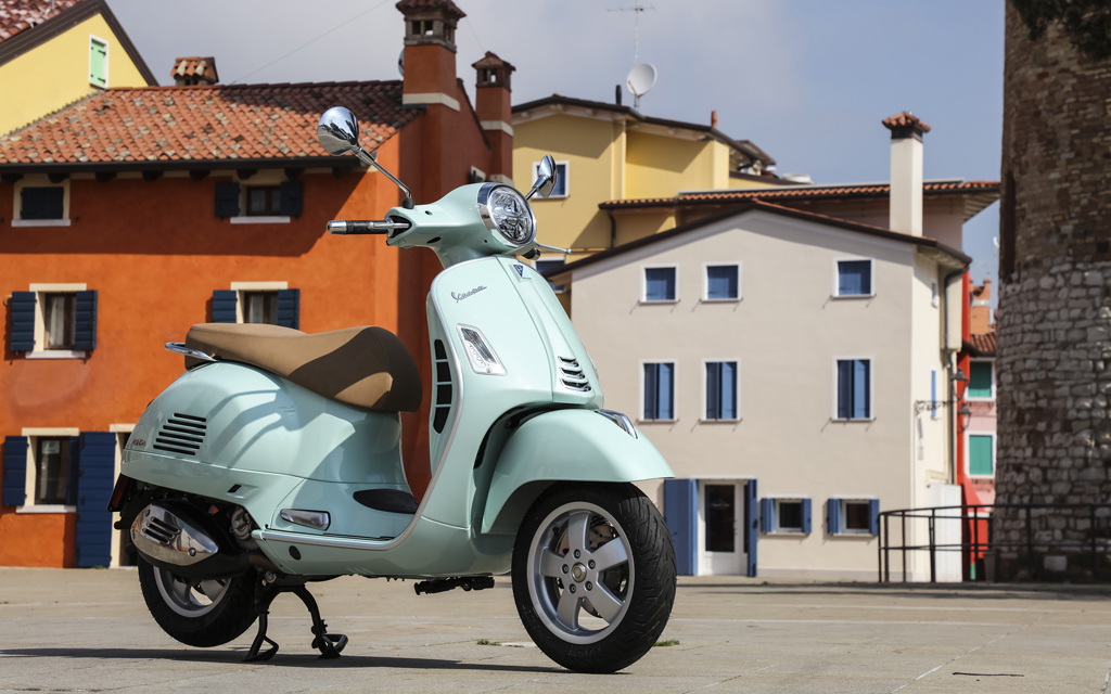 Vespa is rushing towards the future with a brand value of over 900 million euros
