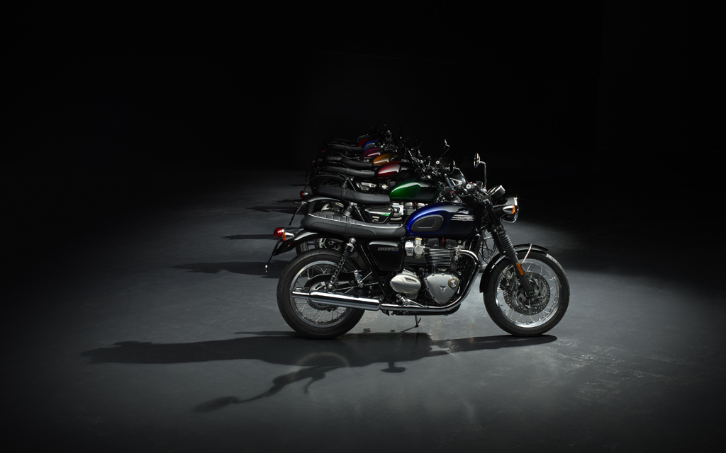 Eight Triumph Bonneville Stealth Editions for 2024 – Dramatic new ...