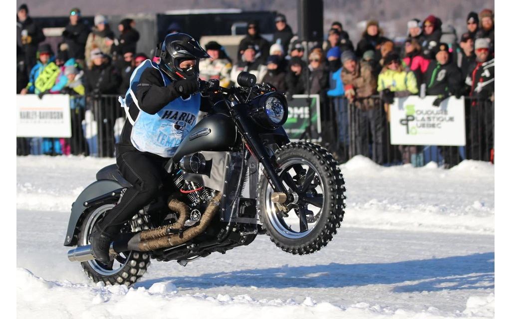 Stephane-Richard-pilote-gracieusete -Melanie-Vachon